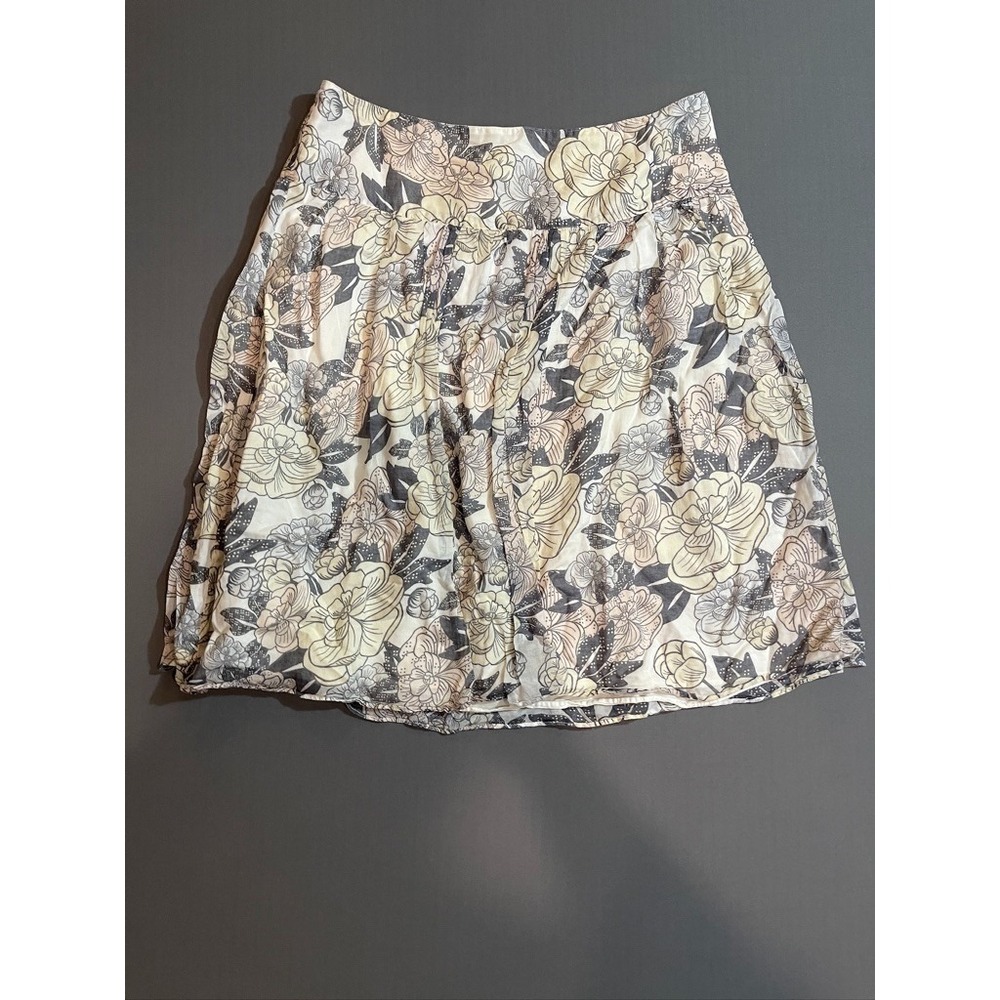 Banana‎ Republic Women's A-line Midi flowered skirt size 10